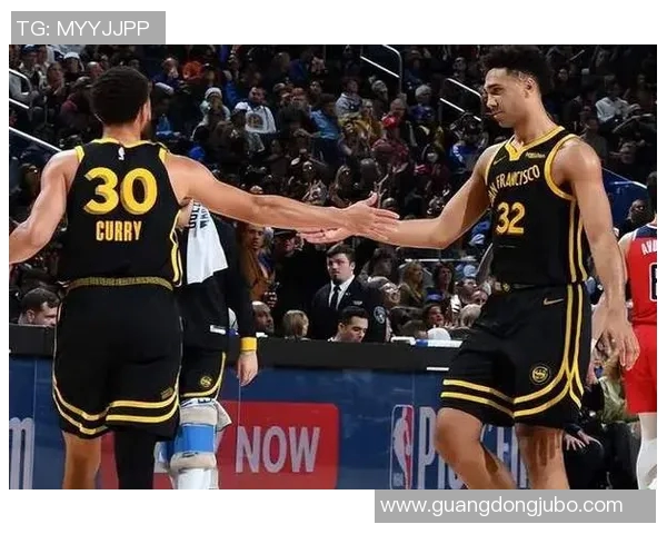 勇士队与奇才队精彩对决中文回放全程回顾与精彩瞬间分析